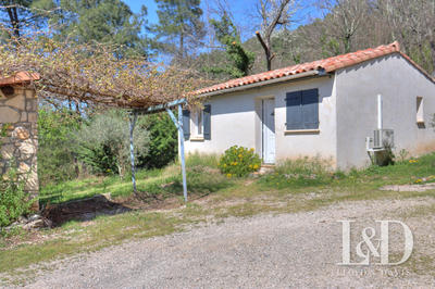 Mas - 202 m² - 9 pièces