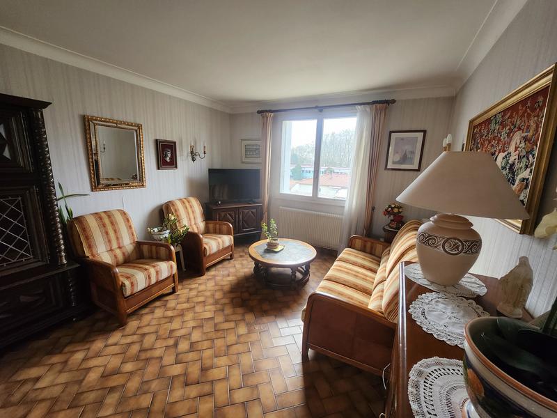 Maison jumelée - 106 m² - 6 pièces