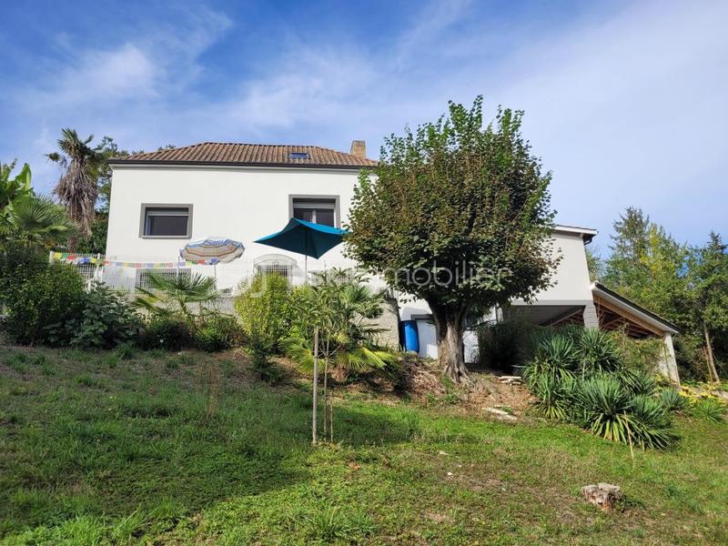 Maison - 110 m² - 7 pièces