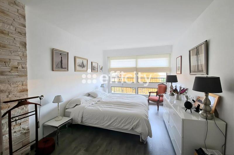 Appartement - 75 m² - 3 pièces