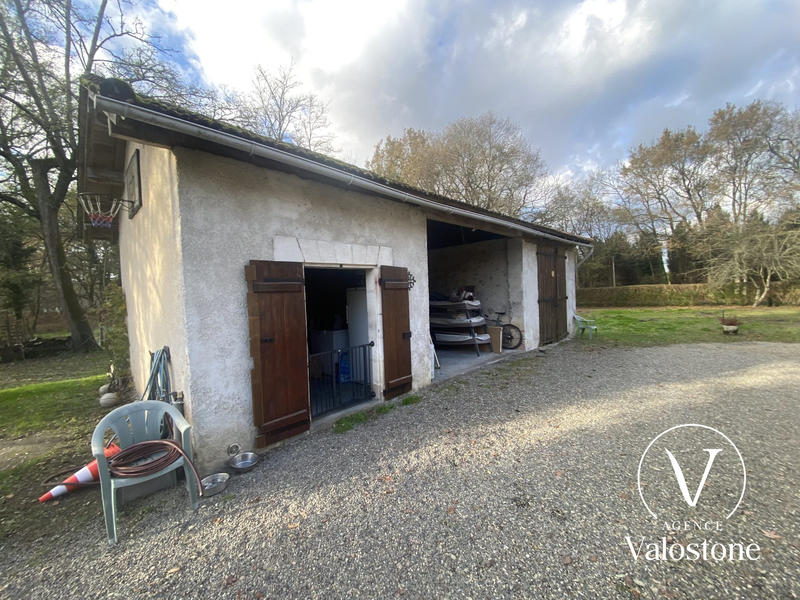 Maison - 181 m² - 8 pièces