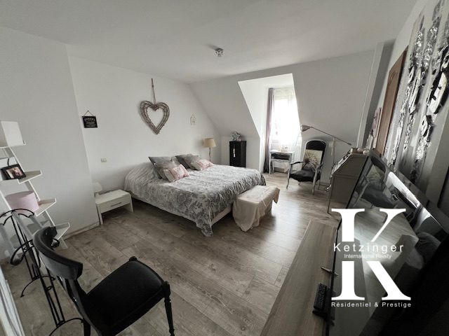 Maison - 147 m² - 6 pièces