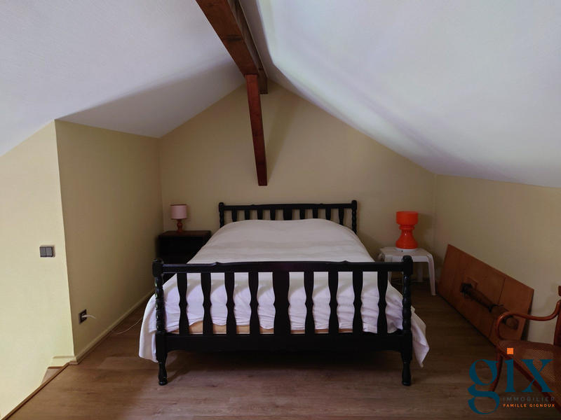 Maison - 160 m² - 6 pièces