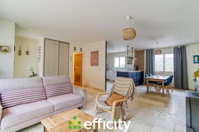 Villa - 90 m² - 5 pièces