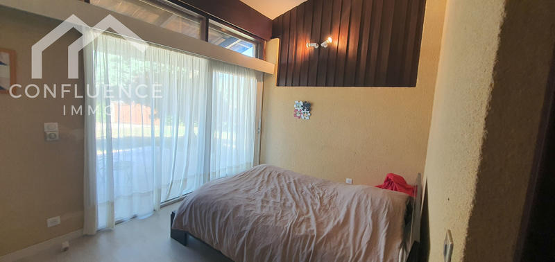 Villa - 200 m² - 7 pièces