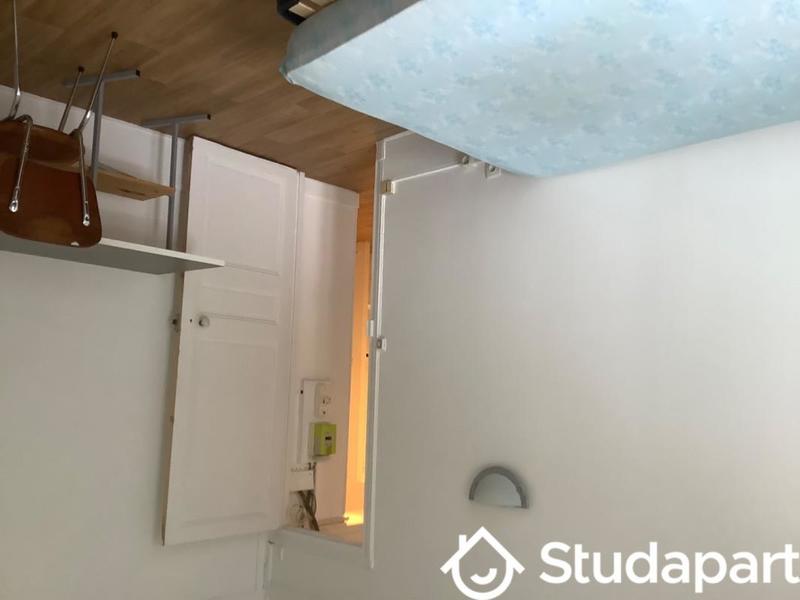 Chambre - 15 m² - 1 pièce