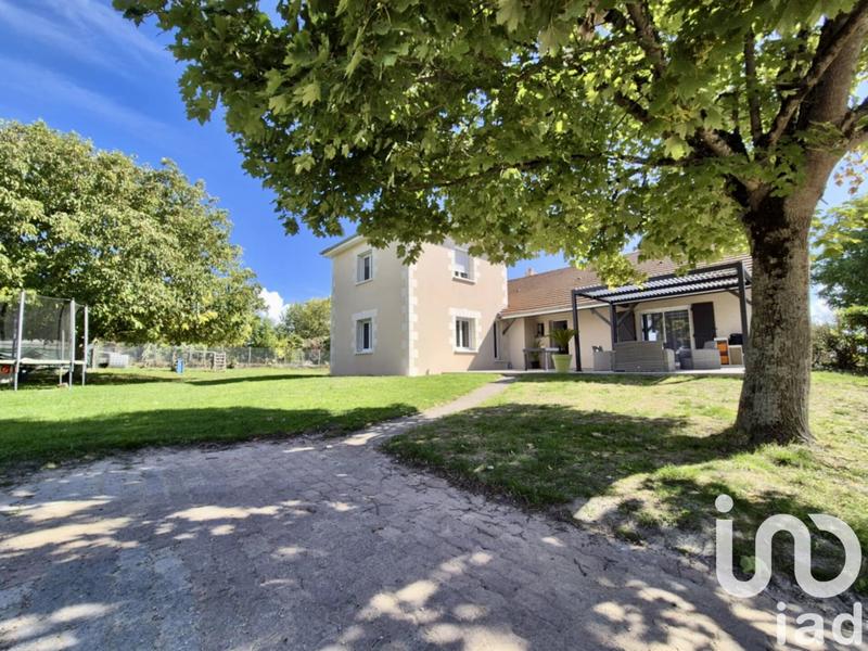 Maison - 180 m² - 5 pièces