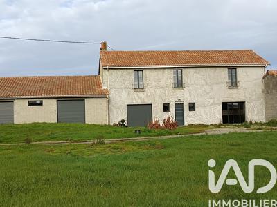 Maison - 167 m² - 8 pièces