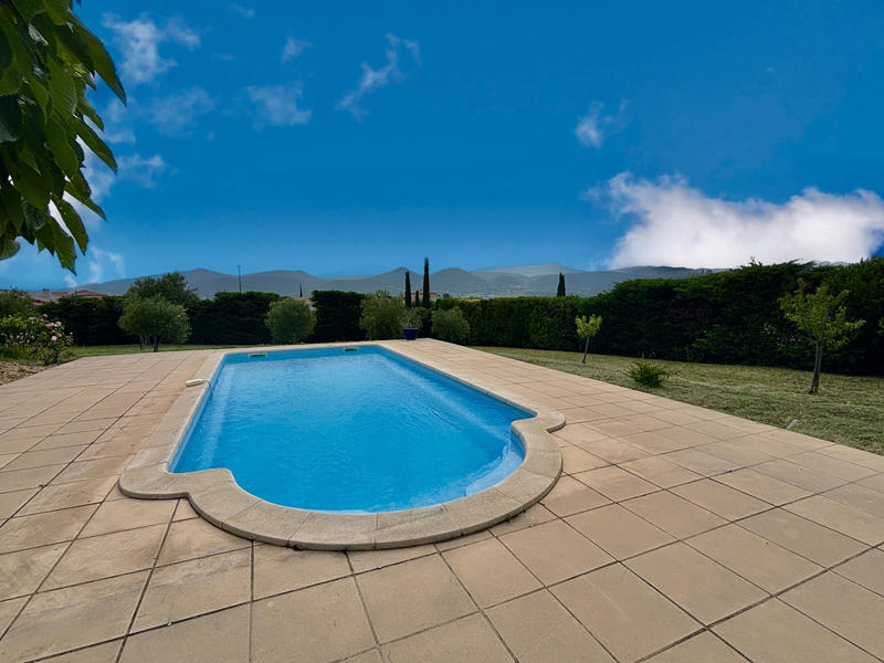 Maison - 97 m² - 5 pièces