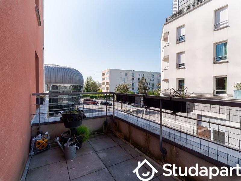 Chambre - 96 m² - 1 pièce