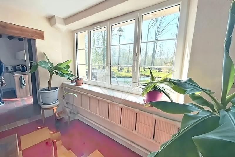 Maison - 242 m² - 6 pièces