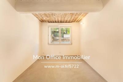 Appartement - 100 m² - 3 pièces