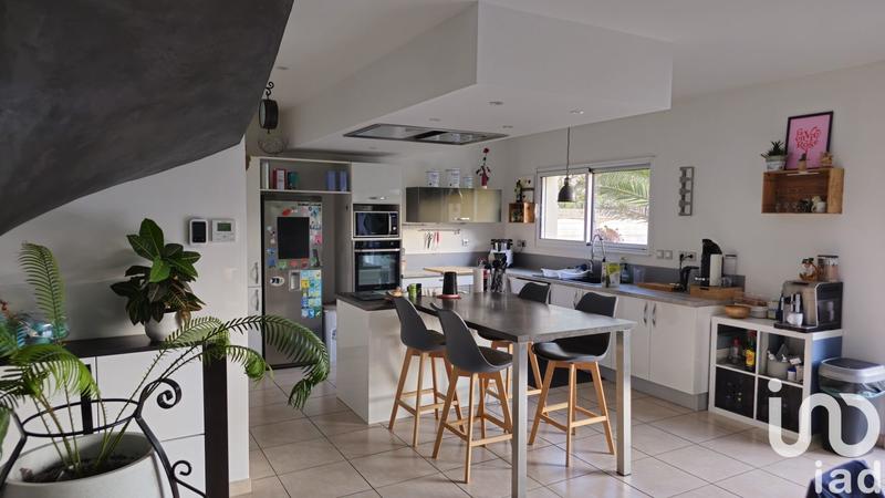 Maison - 176 m² - 7 pièces