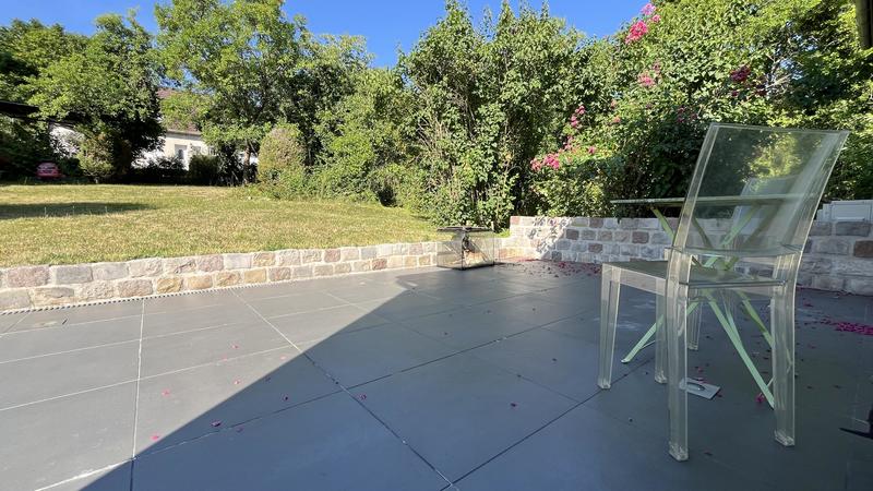 Maison traditionnelle - 130 m² - 8 pièces