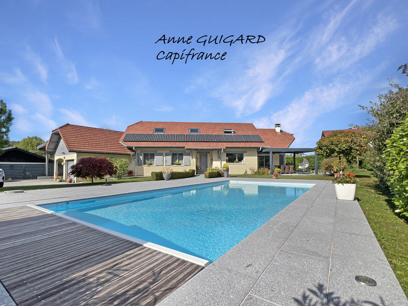 Maison - 194 m² - 6 pièces