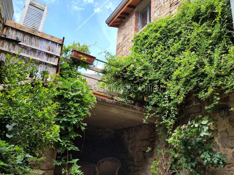 Maison de village - 80 m² - 4 pièces