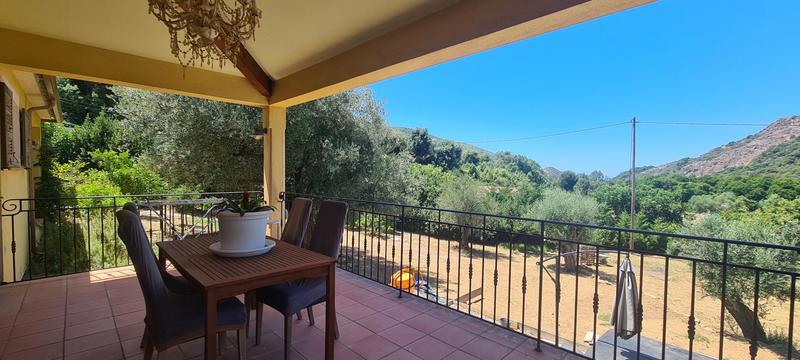 Maison - 144 m² - 5 pièces