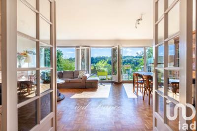 Appartement - 100 m² - 5 pièces