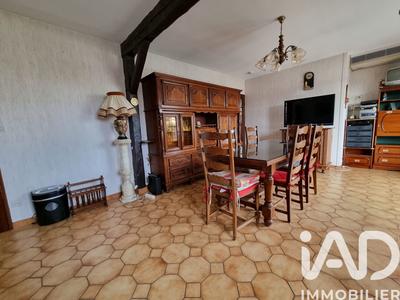 Maison - 93 m² - 5 pièces