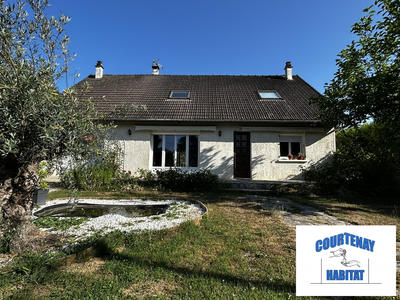 Maison traditionnelle - 158 m² - 7 pièces