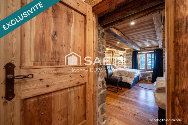 Châlet - 180 m² - 5 pièces