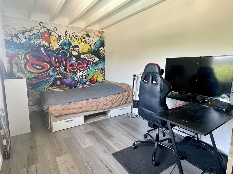 Maison - 143 m² - 6 pièces