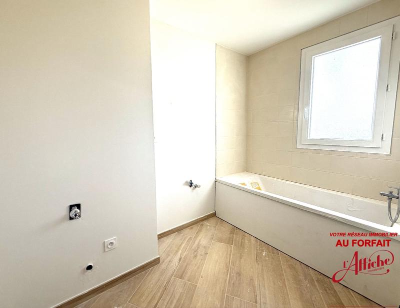 Maison - 98 m² - 4 pièces