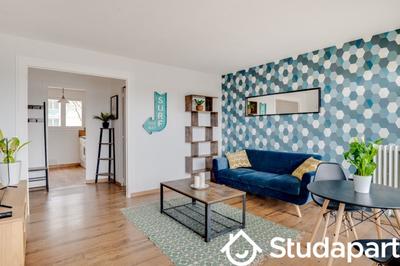 Chambre - 9 m² - 1 pièce