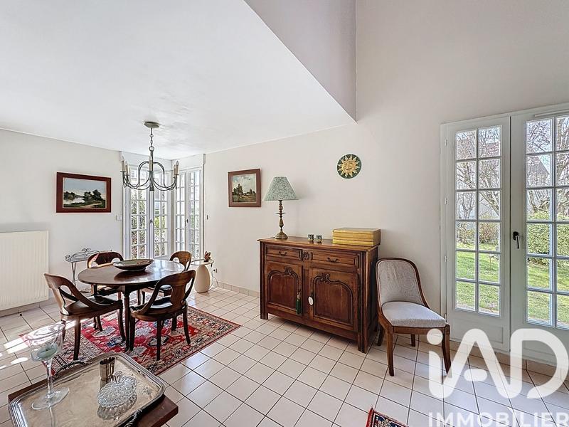 Maison - 170 m² - 8 pièces