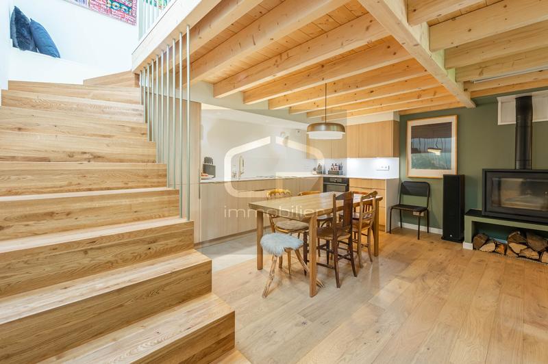 Appartement ancien - 97 m² - 5 pièces