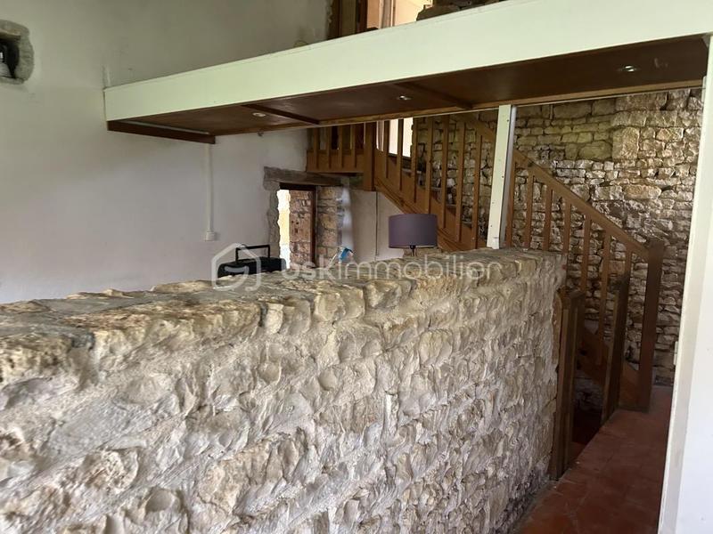 Maison en pierre - 177 m² - 6 pièces