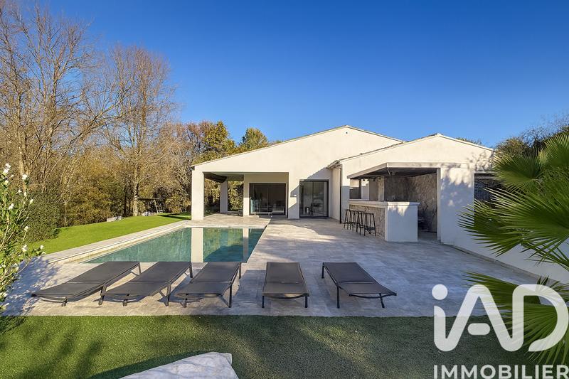 Maison - 181 m² - 5 pièces