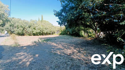 Terrain - 750 m²