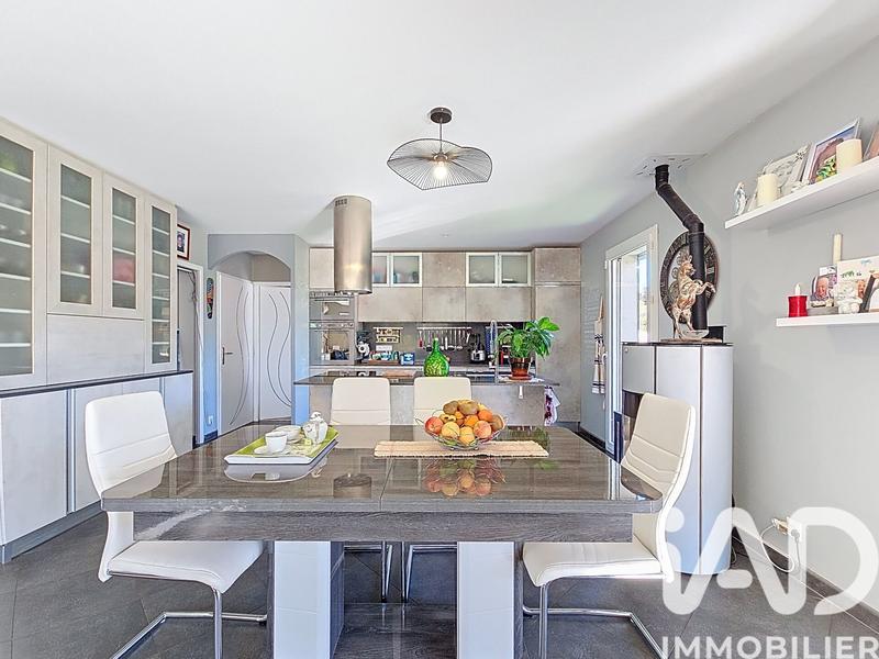 Maison - 126 m² - 6 pièces