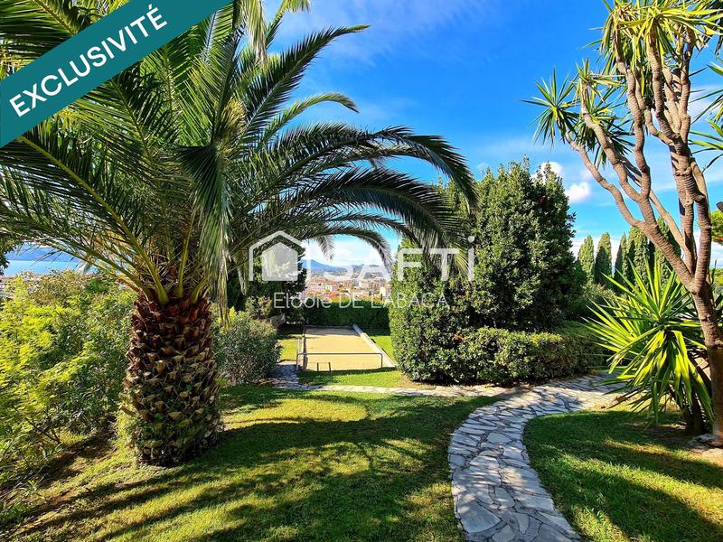 Appartement - 127 m² - 5 pièces