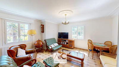 Maison - 152 m² - 7 pièces