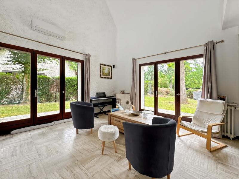 Maison en pierre - 300 m² - 10 pièces