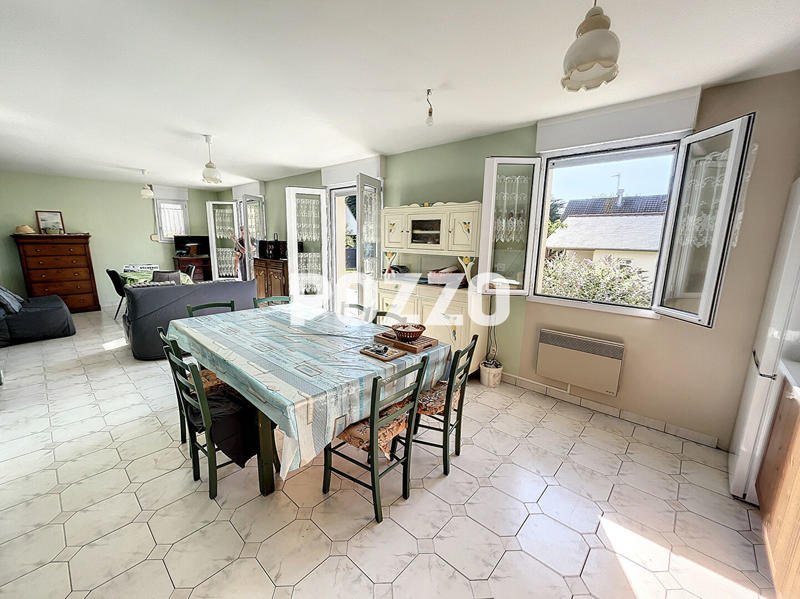 Maison - 107 m² - 5 pièces