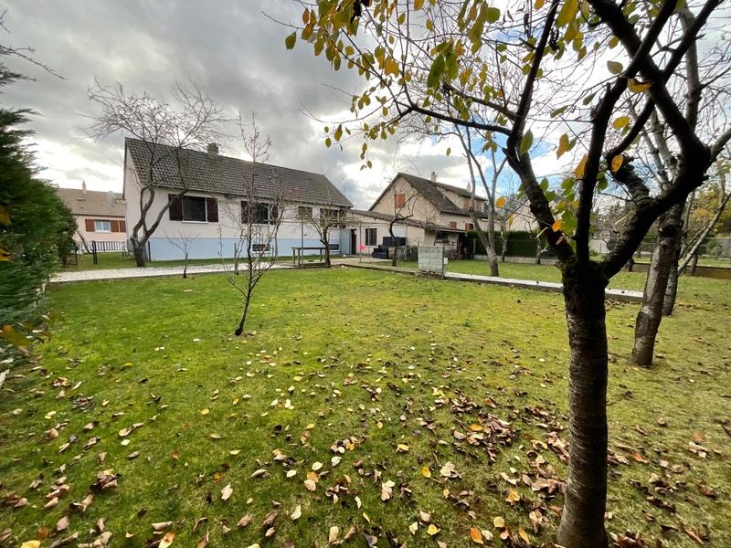 Maison - 88 m² - 4 pièces