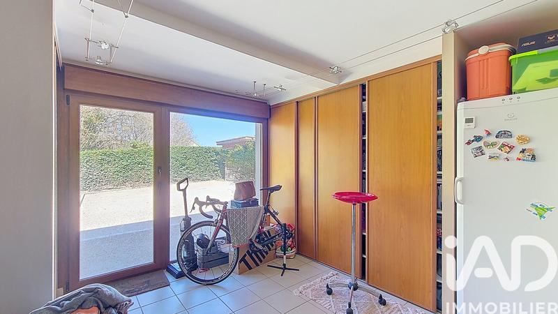 Maison - 122 m² - 8 pièces