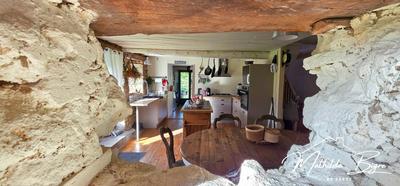 Maison - 234 m² - 11 pièces