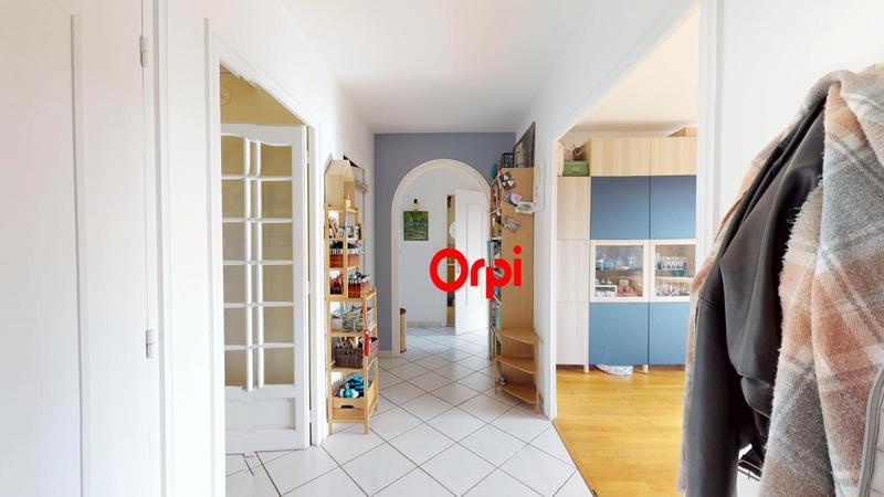 Appartement - 75 m² - 4 pièces