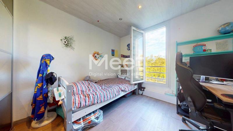 Duplex - 81 m² - 4 pièces