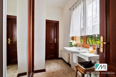 Maison - 365 m² - 12 pièces