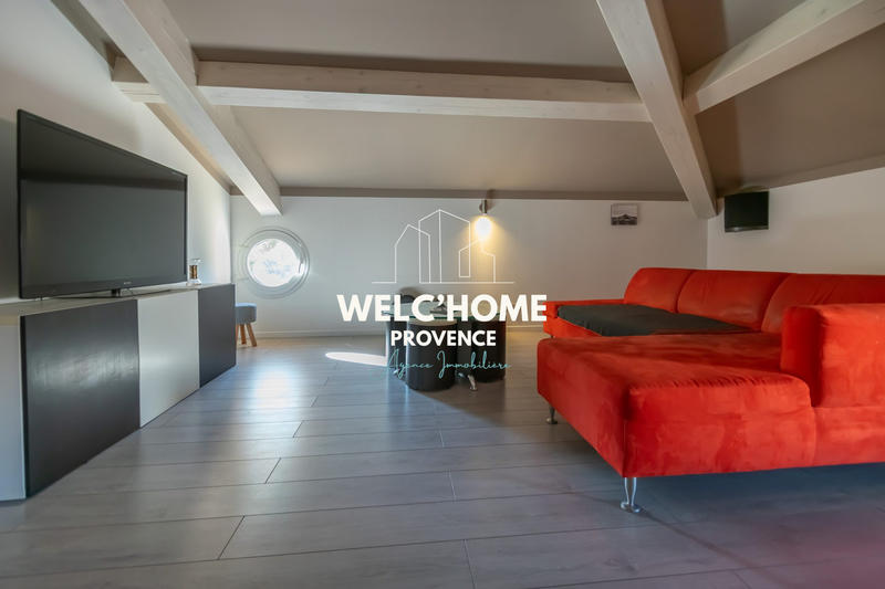 Maison - 185 m² - 6 pièces