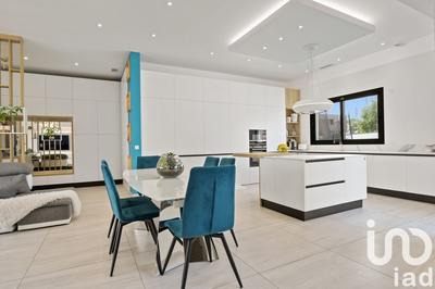 Maison - 127 m² - 5 pièces