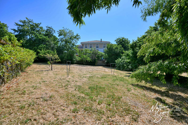 Appartement - 104 m² - 4 pièces