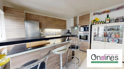 Appartement - 81 m² - 4 pièces