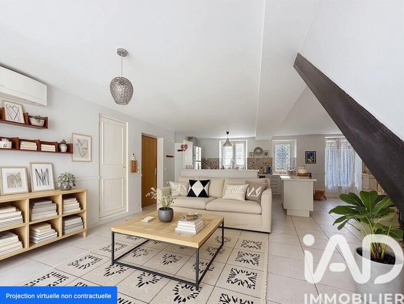 Maison - 201 m² - 7 pièces