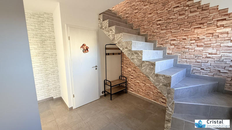 Maison - 110 m² - 6 pièces